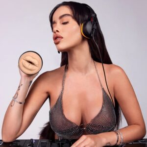 Kiiroo Feel Victoria June Stroker